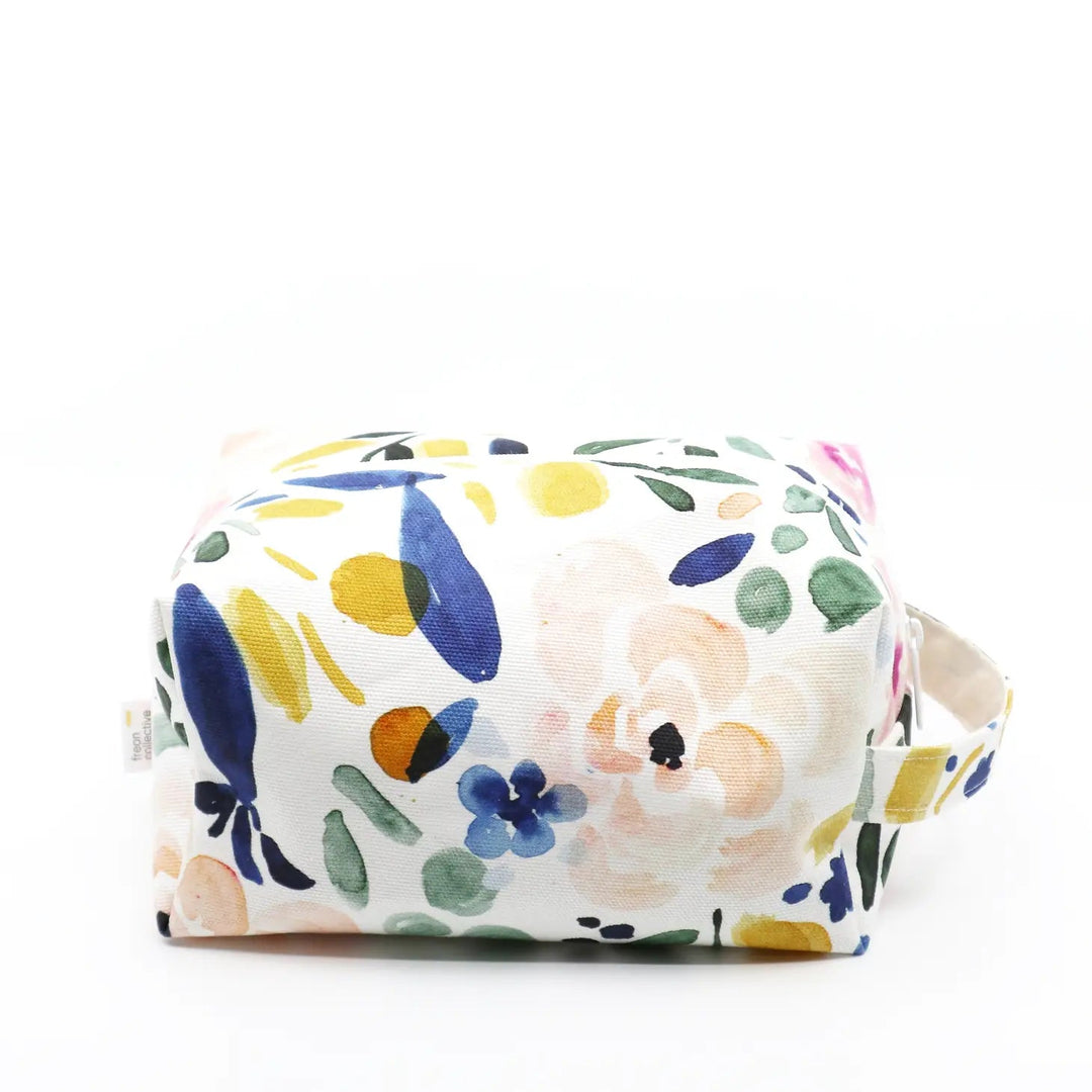 Makeup Bag Sierra Florals | Freon Collective - Pretty by Her- handmade locally in Cambridge, Ontario