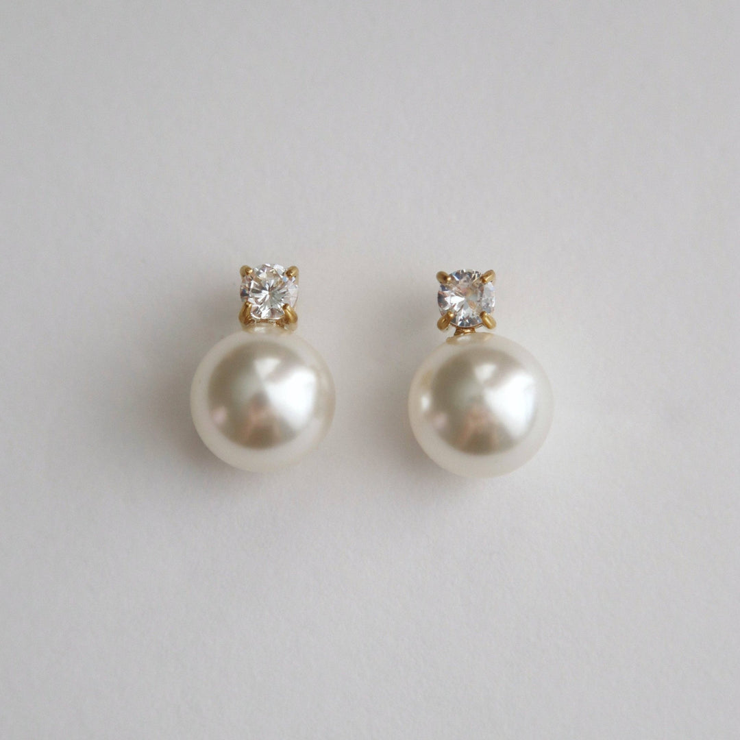Kelly Pearl Studs - Pretty by Her - handmade locally in Cambridge, Ontario