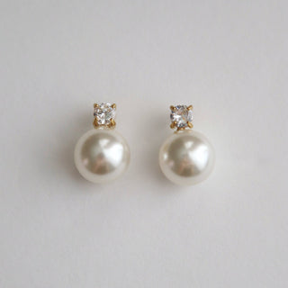 Kelly Pearl Studs - Pretty by Her - handmade locally in Cambridge, Ontario