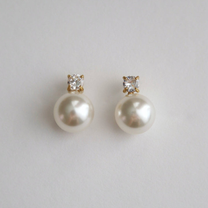 Kelly Pearl Studs - Pretty by Her - handmade locally in Cambridge, Ontario