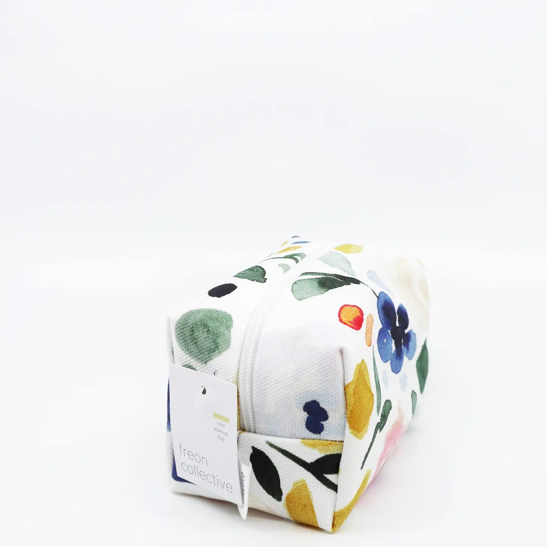 Mini Makeup Bag Sierra Florals | Freon Collective - Pretty by Her- handmade locally in Cambridge, Ontario